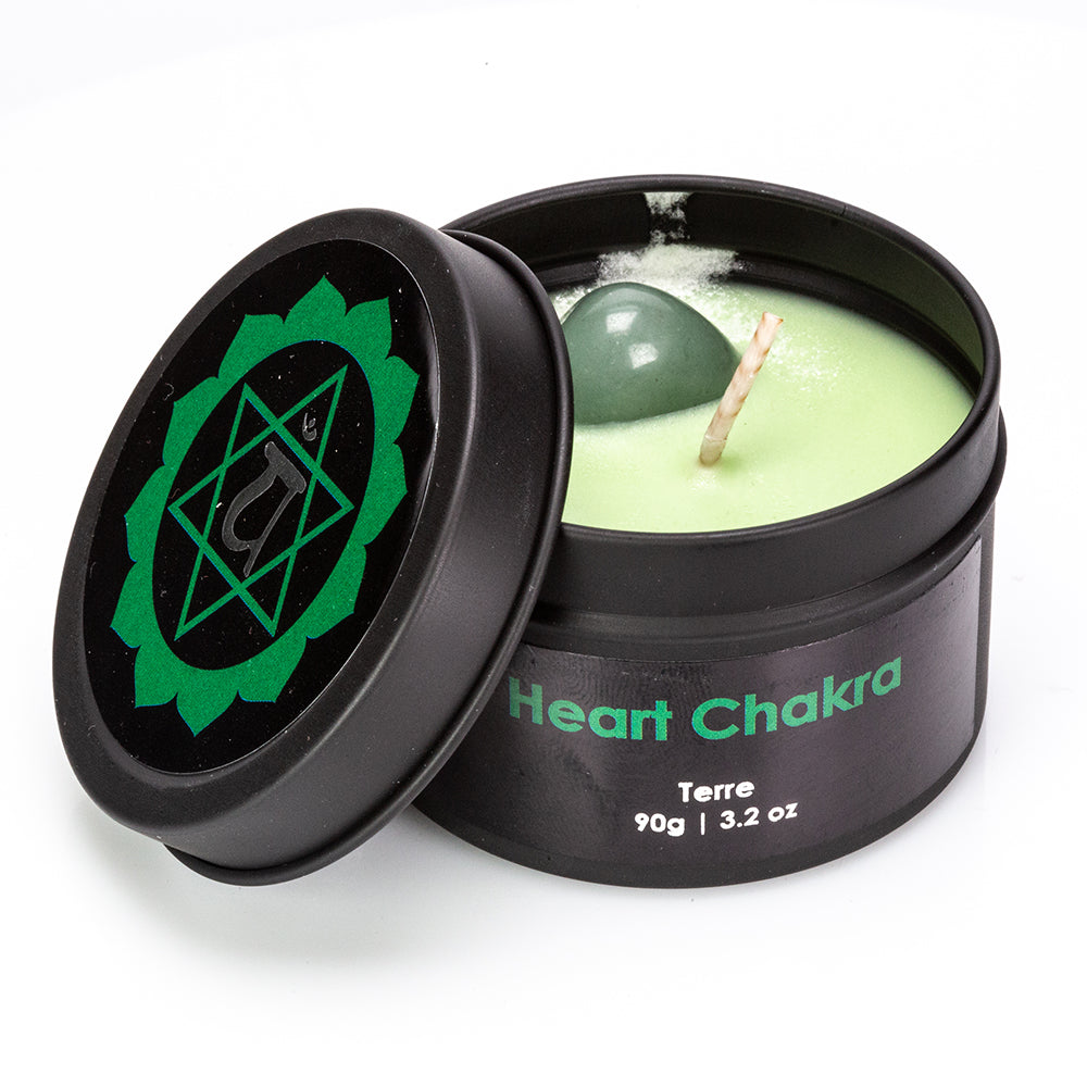 Conjunto de 9 peças Emporia com 7 velas de vidro Chakra, pedente Chakra e pulseira Chakra com Ametista, Lápis-Lazúli, Citrino, Aventurina Verde, Olho de Tigre, Jaspe Vermelho e Quartzo Puro