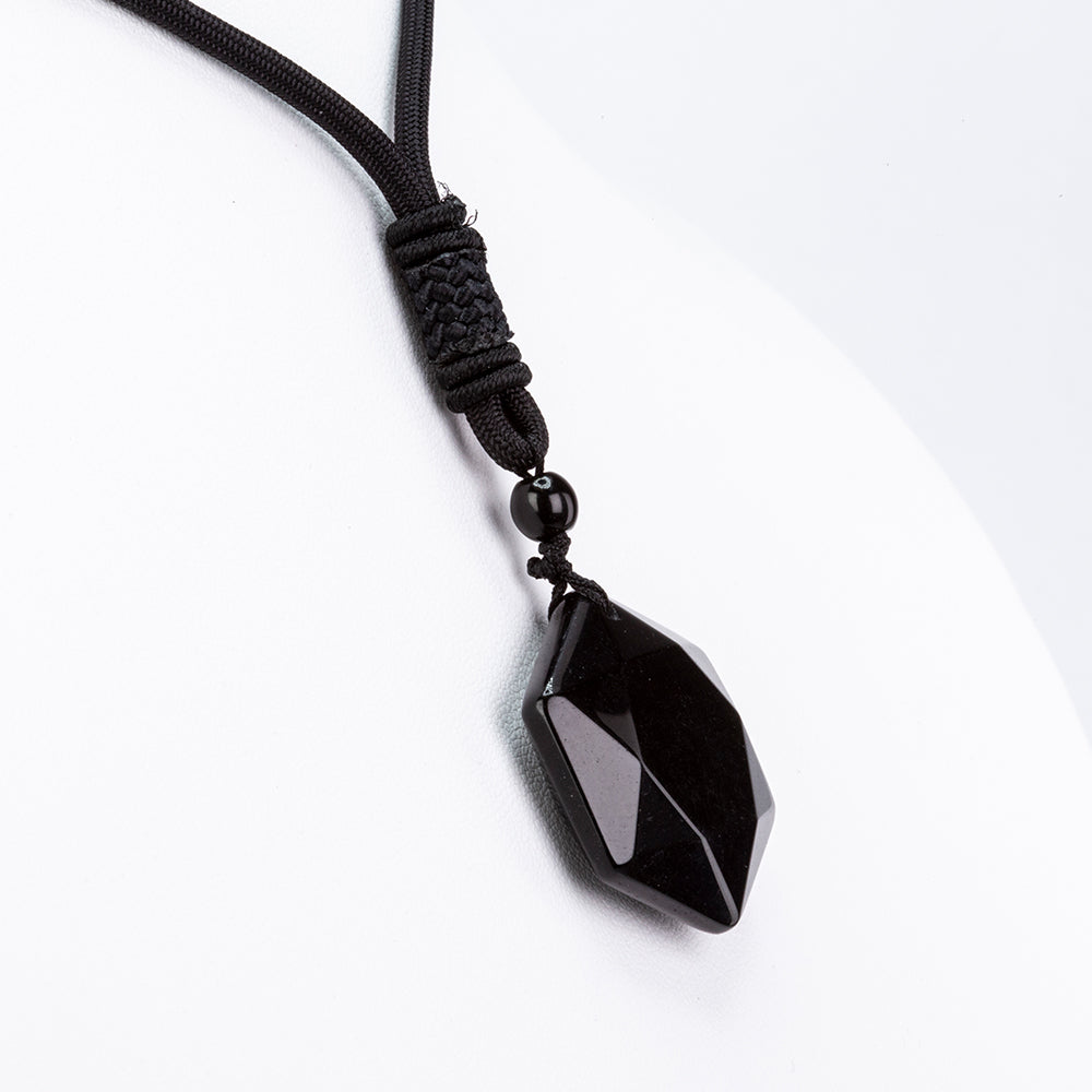 Pendente de proteção em obsidiana hexagonal