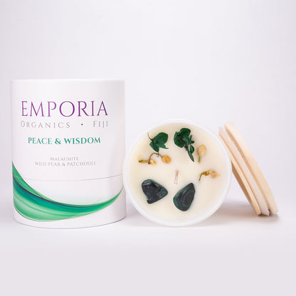 Emporia Organics FIJI Vela de Vidro -PAZ & SABEDORIA, com Malaquite, aroma a pêra selvagem & patchouli, 100% cera de soja, 230g