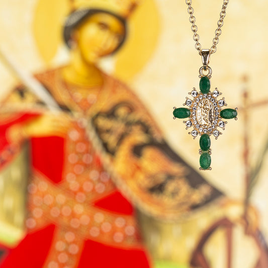 Pendente com Cruz de Esmeralda com corrente